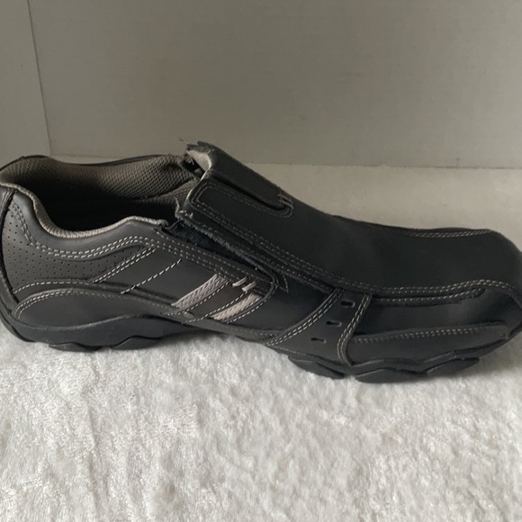 Skechers Black Slip-On Loafers with Polished Finish - Picture 6 of 8